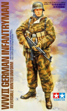 36304  фигуры   WWII GERMAN INFANTRYMAN  (1:16)