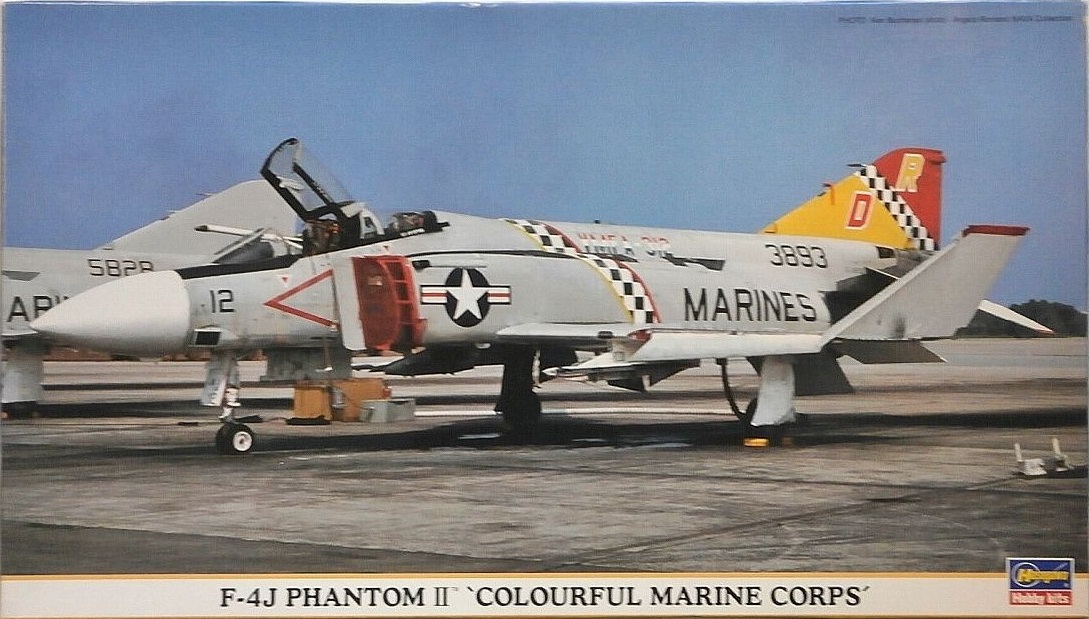 00812  авиация  F-4J Phantom II "Colorful Marine Corps"  (1:72)