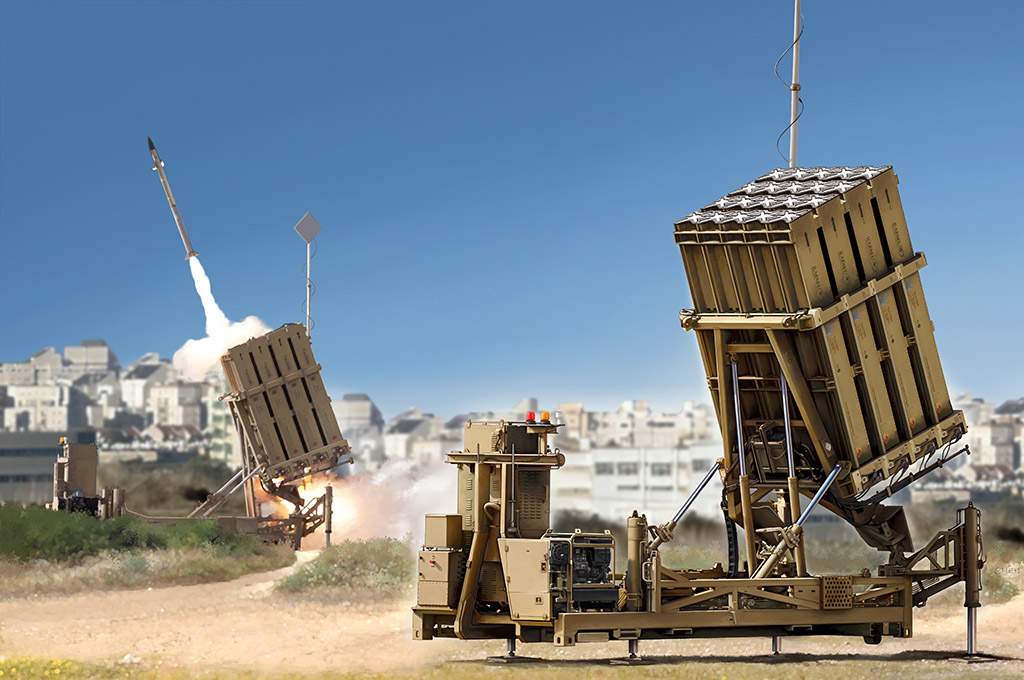 01092  техника и вооружение  Iron Dome Air Defense System  (1:35)