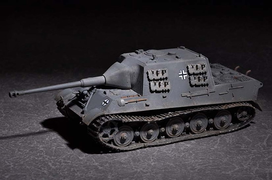 07166  техника и вооружение  САУ German JagdTiger with 88mm /L71  (1:72)