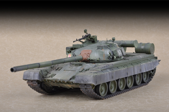 07144  техника и вооружение  Russian Танк-80B MBT  (1:72)