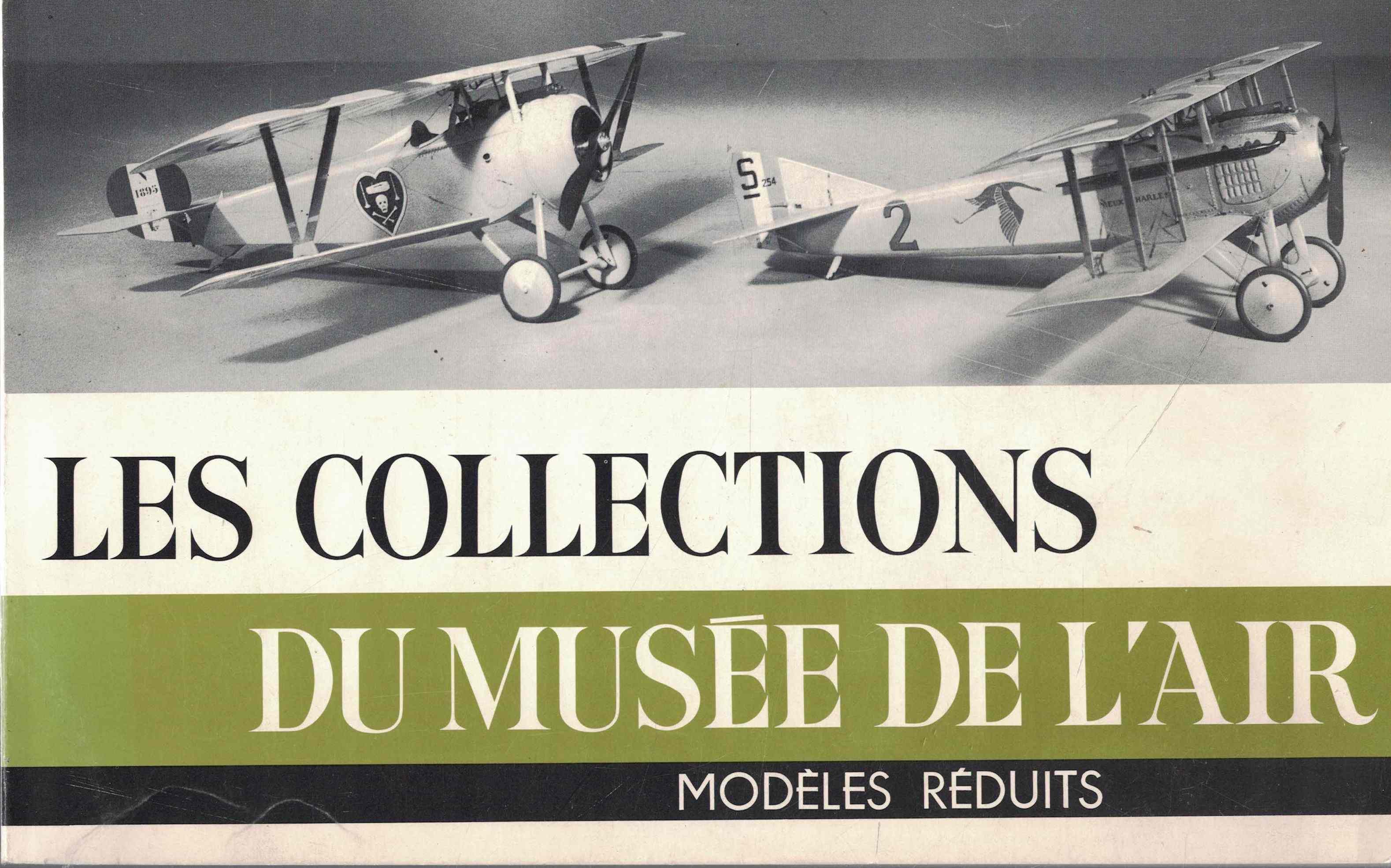 5130022  Les collections du musee de l`air