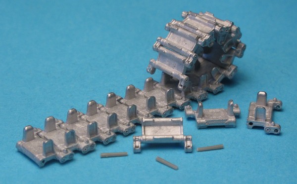 MTL-35041  траки наборные  Tracks for BMP-1  2 drive sprockets  (1:35)