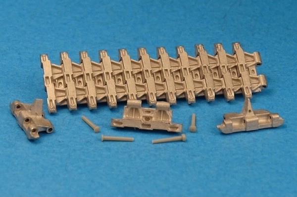 MTL-35082  траки наборные  Tracks for Cromwell  (1:35)