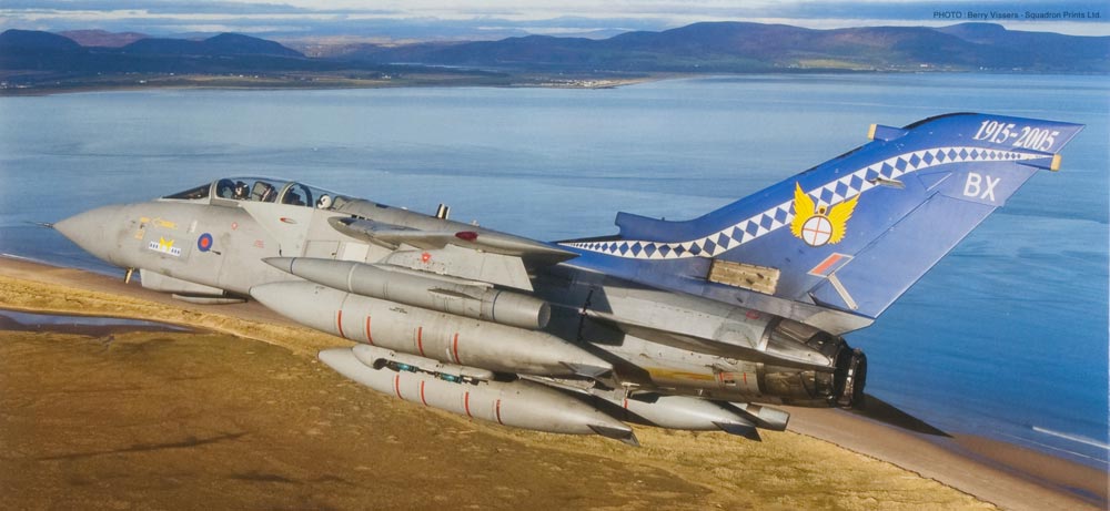00930  авиация  TORNADO GR.4 NO.14 SQUADRON   (1:72)