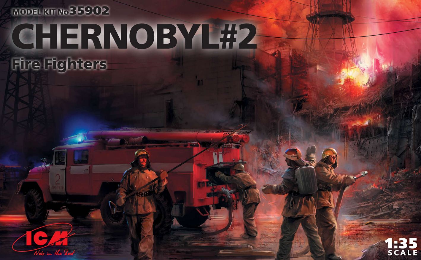 35902  техника и вооружение  Fire Fighters (AC-40-137A firetruck & 4 figures & diorama base)  (1:35)