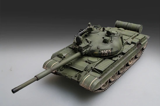 07148  техника и вооружение  Russian Танк-62 BDD Mod.1984 (Mod.1972 modification)  (1:72)